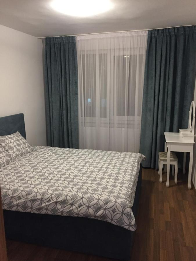 Apartament 3 Camere Royal Braşov Esterno foto